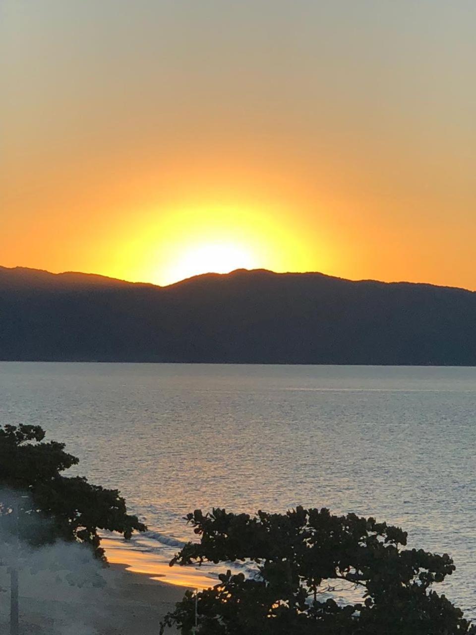 Cobertura Frente Ao Mar Apartman Florianópolis Kültér fotó