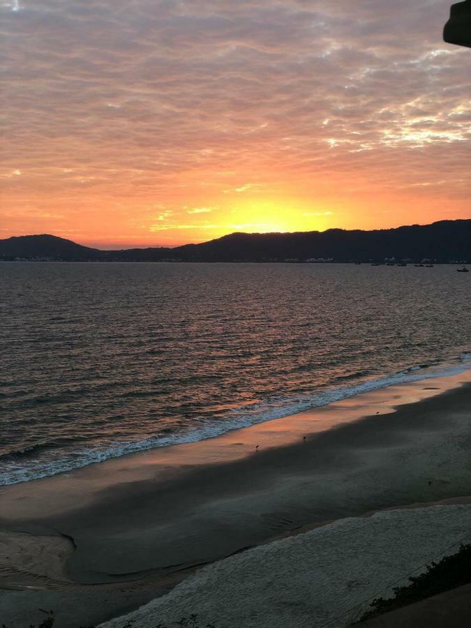 Cobertura Frente Ao Mar Apartman Florianópolis Kültér fotó